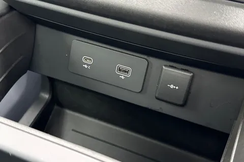 DW23FSP Land Rover Defender 110 3.0 D300 MHEV X-Dynamic HSE SUV 5dr Diesel Auto 4WD Euro 6 (s/s) (300 ps) Thumbnail #43