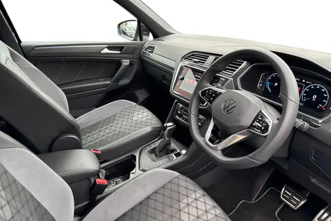 AK21CYC Volkswagen Tiguan 1.5 TSI 150 R-Line 5dr DSG Thumbnail #15