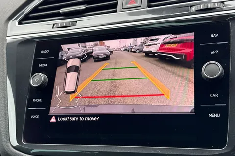 AK21CYC Volkswagen Tiguan 1.5 TSI 150 R-Line 5dr DSG Thumbnail #34