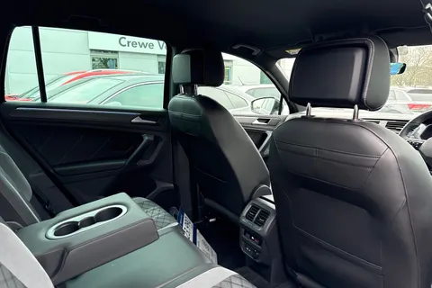 AK21CYC Volkswagen Tiguan 1.5 TSI 150 R-Line 5dr DSG Thumbnail #38