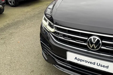 AK21CYC Volkswagen Tiguan 1.5 TSI 150 R-Line 5dr DSG Thumbnail #42