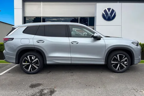  Volkswagen Tayron 1.5 eTSI MHEV Elegance DSG Euro 6 (s/s) 5dr Thumbnail #4