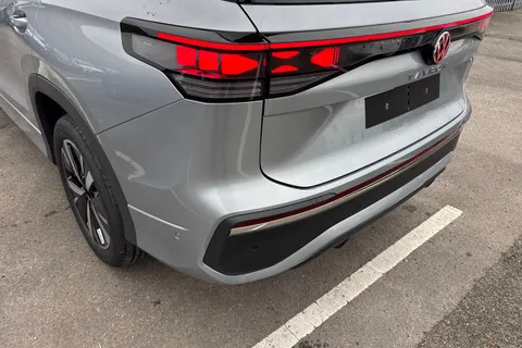  Volkswagen Tayron 1.5 eTSI MHEV Elegance DSG Euro 6 (s/s) 5dr Thumbnail #8