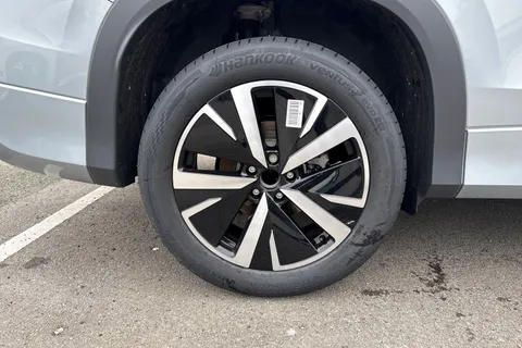  Volkswagen Tayron 1.5 eTSI MHEV Elegance DSG Euro 6 (s/s) 5dr Thumbnail #12