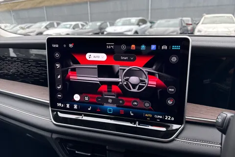  Volkswagen Tayron 1.5 eTSI MHEV Elegance DSG Euro 6 (s/s) 5dr Thumbnail #22