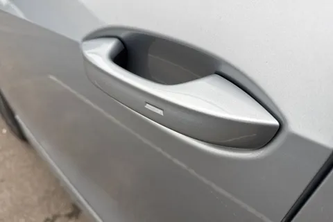  Volkswagen Tayron 1.5 eTSI MHEV Elegance DSG Euro 6 (s/s) 5dr Thumbnail #27