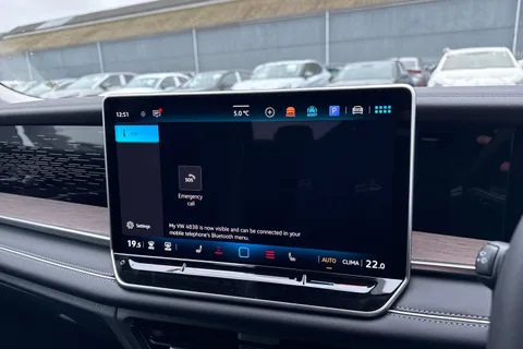  Volkswagen Tayron 1.5 eTSI MHEV Elegance DSG Euro 6 (s/s) 5dr Thumbnail #42