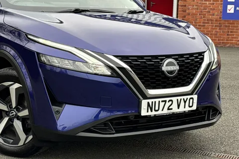 NU72VYO Nissan Qashqai 1.3 DIG-T MHEV N-Connecta Euro 6 (s/s) 5dr Thumbnail #10