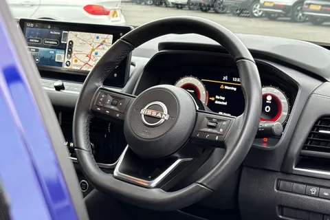 NU72VYO Nissan Qashqai 1.3 DIG-T MHEV N-Connecta Euro 6 (s/s) 5dr Thumbnail #31