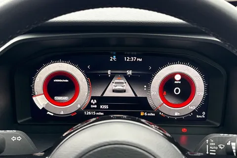 NU72VYO Nissan Qashqai 1.3 DIG-T MHEV N-Connecta Euro 6 (s/s) 5dr Thumbnail #41