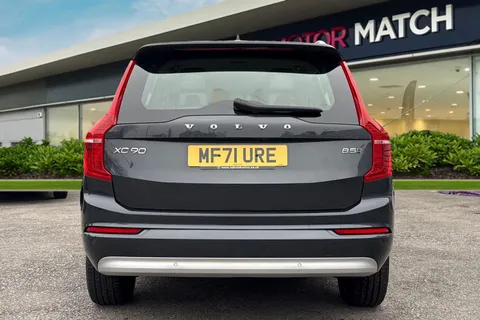 MF71URE Volvo Xc90 2.0 B5 MHEV Momentum Auto 4WD Euro 6 (s/s) 5dr Thumbnail #5