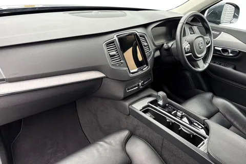 MF71URE Volvo Xc90 2.0 B5 MHEV Momentum Auto 4WD Euro 6 (s/s) 5dr Thumbnail #16