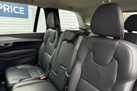 MF71URE Volvo Xc90 2.0 B5 MHEV Momentum Auto 4WD Euro 6 (s/s) 5dr Thumbnail #20