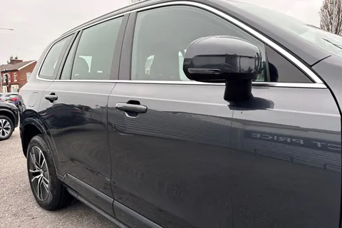 MF71URE Volvo Xc90 2.0 B5 MHEV Momentum Auto 4WD Euro 6 (s/s) 5dr Thumbnail #28