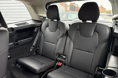 MF71URE Volvo Xc90 2.0 B5 MHEV Momentum Auto 4WD Euro 6 (s/s) 5dr Thumbnail #40