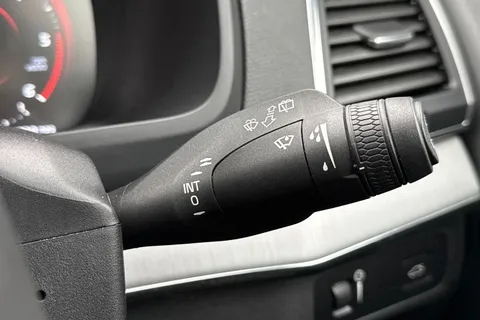 MF71URE Volvo Xc90 2.0 B5 MHEV Momentum Auto 4WD Euro 6 (s/s) 5dr Thumbnail #50