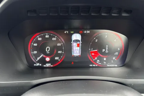 MF71URE Volvo Xc90 2.0 B5 MHEV Momentum Auto 4WD Euro 6 (s/s) 5dr Thumbnail #52