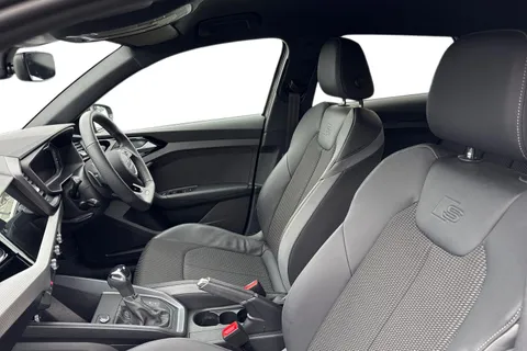 SA74OCV Audi A1 Black Edition 25 TFSI 95 PS S tronic Thumbnail #17