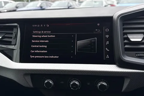 SA74OCV Audi A1 Black Edition 25 TFSI 95 PS S tronic Thumbnail #32