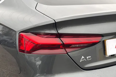 YH71MZG Audi A5 S line 35 TDI 163 PS S tronic Thumbnail #8