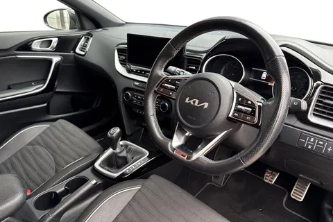 WN22YYP Kia Ceed 1.5 T-GDi GT-Line Euro 6 (s/s) 5dr Thumbnail #15