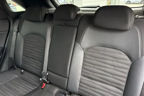 WN22YYP Kia Ceed 1.5 T-GDi GT-Line Euro 6 (s/s) 5dr Thumbnail #20