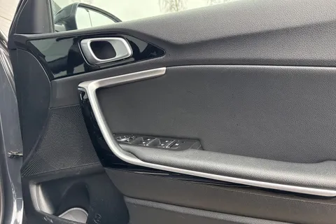 WN22YYP Kia Ceed 1.5 T-GDi GT-Line Euro 6 (s/s) 5dr Thumbnail #22