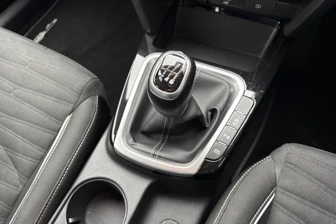 WN22YYP Kia Ceed 1.5 T-GDi GT-Line Euro 6 (s/s) 5dr Thumbnail #24