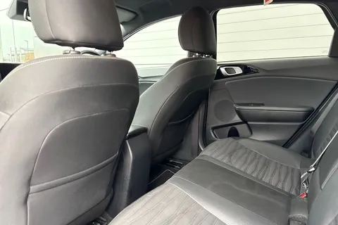 WN22YYP Kia Ceed 1.5 T-GDi GT-Line Euro 6 (s/s) 5dr Thumbnail #34