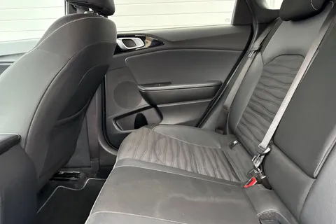 WN22YYP Kia Ceed 1.5 T-GDi GT-Line Euro 6 (s/s) 5dr Thumbnail #35