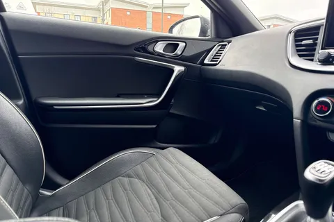 WN22YYP Kia Ceed 1.5 T-GDi GT-Line Euro 6 (s/s) 5dr Thumbnail #62