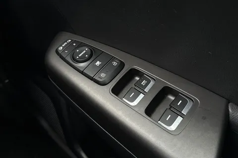 LG20EDR Kia Sportage 1.6 CRDi EcoDynamics+ 2 Euro 6 (s/s) 5dr Thumbnail #21