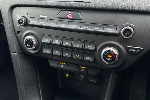 LG20EDR Kia Sportage 1.6 CRDi EcoDynamics+ 2 Euro 6 (s/s) 5dr Thumbnail #22