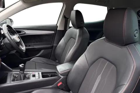 16 of 40 for CUPRA Formentor 1.5 TSI V1 Euro 6 (s/s) 5dr