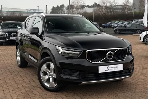 KX21LXP Volvo Xc40 1.5 T3 Momentum Euro 6 (s/s) 5dr Thumbnail #26