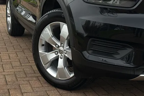 KX21LXP Volvo Xc40 1.5 T3 Momentum Euro 6 (s/s) 5dr Thumbnail #27