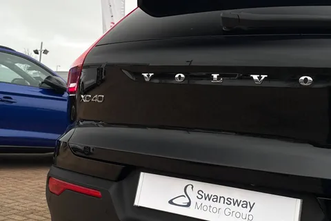 KX21LXP Volvo Xc40 1.5 T3 Momentum Euro 6 (s/s) 5dr Thumbnail #49