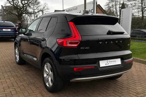 KX21LXP Volvo Xc40 1.5 T3 Momentum Euro 6 (s/s) 5dr Thumbnail #57