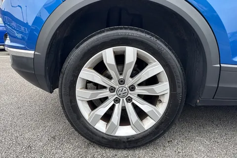 7 of 46 for Volkswagen T-Roc 1.6 TDI SE Euro 6 (s/s) 5dr