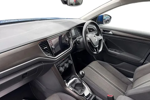 9 of 46 for Volkswagen T-Roc 1.6 TDI SE Euro 6 (s/s) 5dr