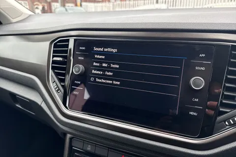 34 of 46 for Volkswagen T-Roc 1.6 TDI SE Euro 6 (s/s) 5dr