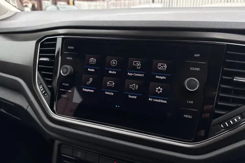 36 of 46 for Volkswagen T-Roc 1.6 TDI SE Euro 6 (s/s) 5dr