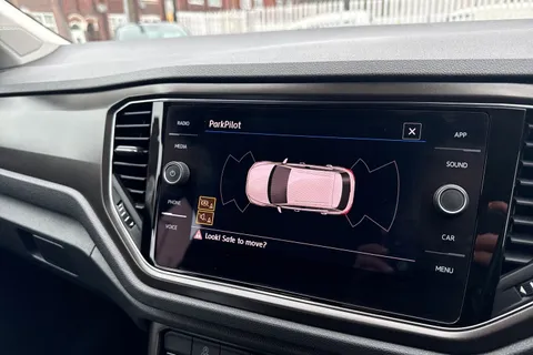 37 of 46 for Volkswagen T-Roc 1.6 TDI SE Euro 6 (s/s) 5dr