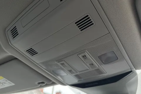 39 of 46 for Volkswagen T-Roc 1.6 TDI SE Euro 6 (s/s) 5dr