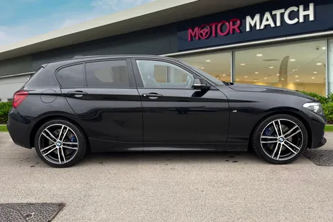 YL19YPR BMW 1 Series 1.5 118i GPF M Sport Shadow Edition Auto Euro 6 (s/s) 5dr Thumbnail #4