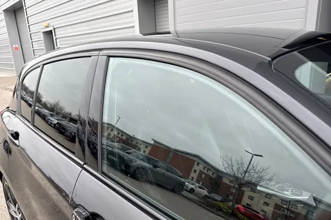 YL19YPR BMW 1 Series 1.5 118i GPF M Sport Shadow Edition Auto Euro 6 (s/s) 5dr Thumbnail #27