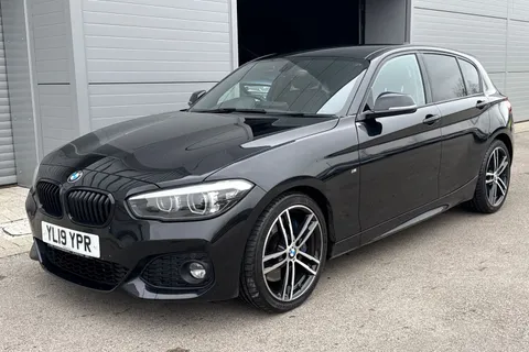 YL19YPR BMW 1 Series 1.5 118i GPF M Sport Shadow Edition Auto Euro 6 (s/s) 5dr Thumbnail #33
