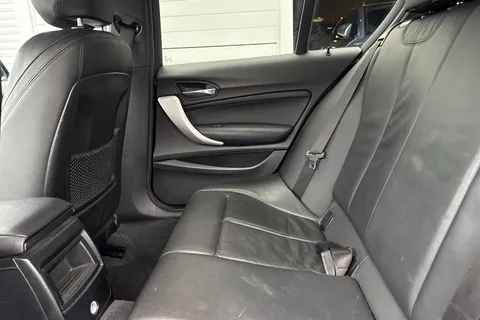 YL19YPR BMW 1 Series 1.5 118i GPF M Sport Shadow Edition Auto Euro 6 (s/s) 5dr Thumbnail #36