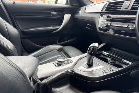 YL19YPR BMW 1 Series 1.5 118i GPF M Sport Shadow Edition Auto Euro 6 (s/s) 5dr Thumbnail #42