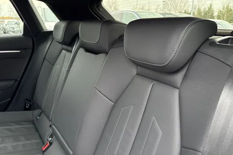 LR75CYC Audi A3 Black Edition 40 TFSI e  204 PS S tronic Thumbnail #15